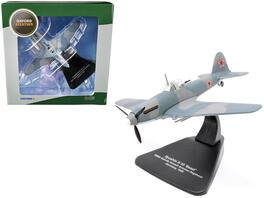 Oxford Diecast - Ilyushin Il-10 "Beast" War Plane 108th Guards Assault Aviation Regiment Germany (1945) "Oxford Aviation" Series 1/72 - Multicolor