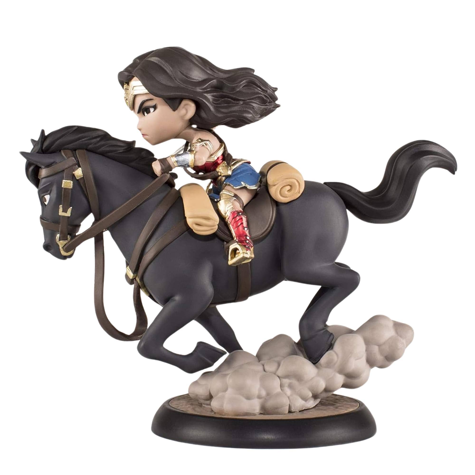 Alt View 2. DC Universe - Q-Fig MAX DC Comics - Wonder Woman - Black.
