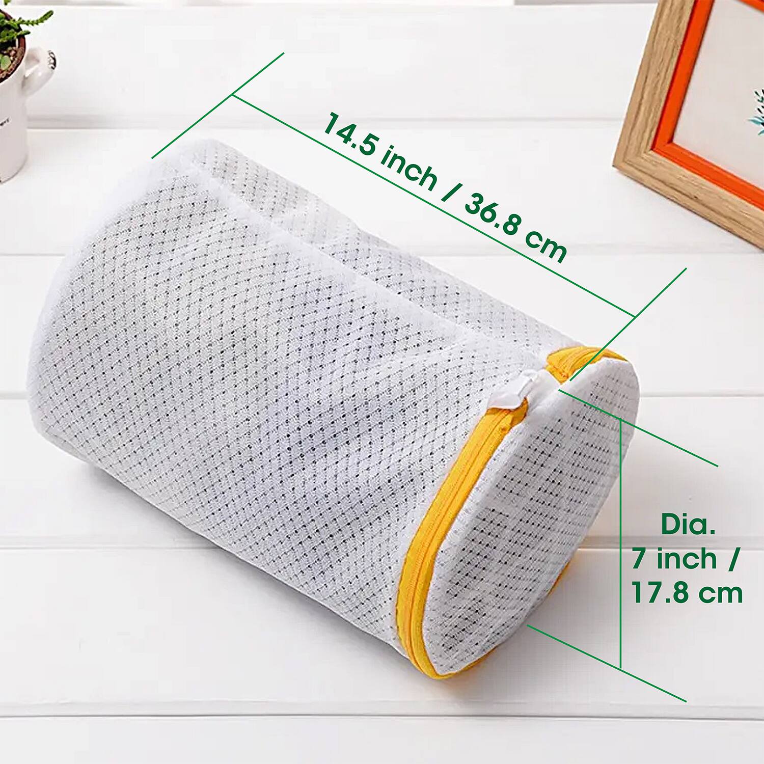 14.5 inch / 36.8 cm  
Dia. 7 inch / 17.8 cm