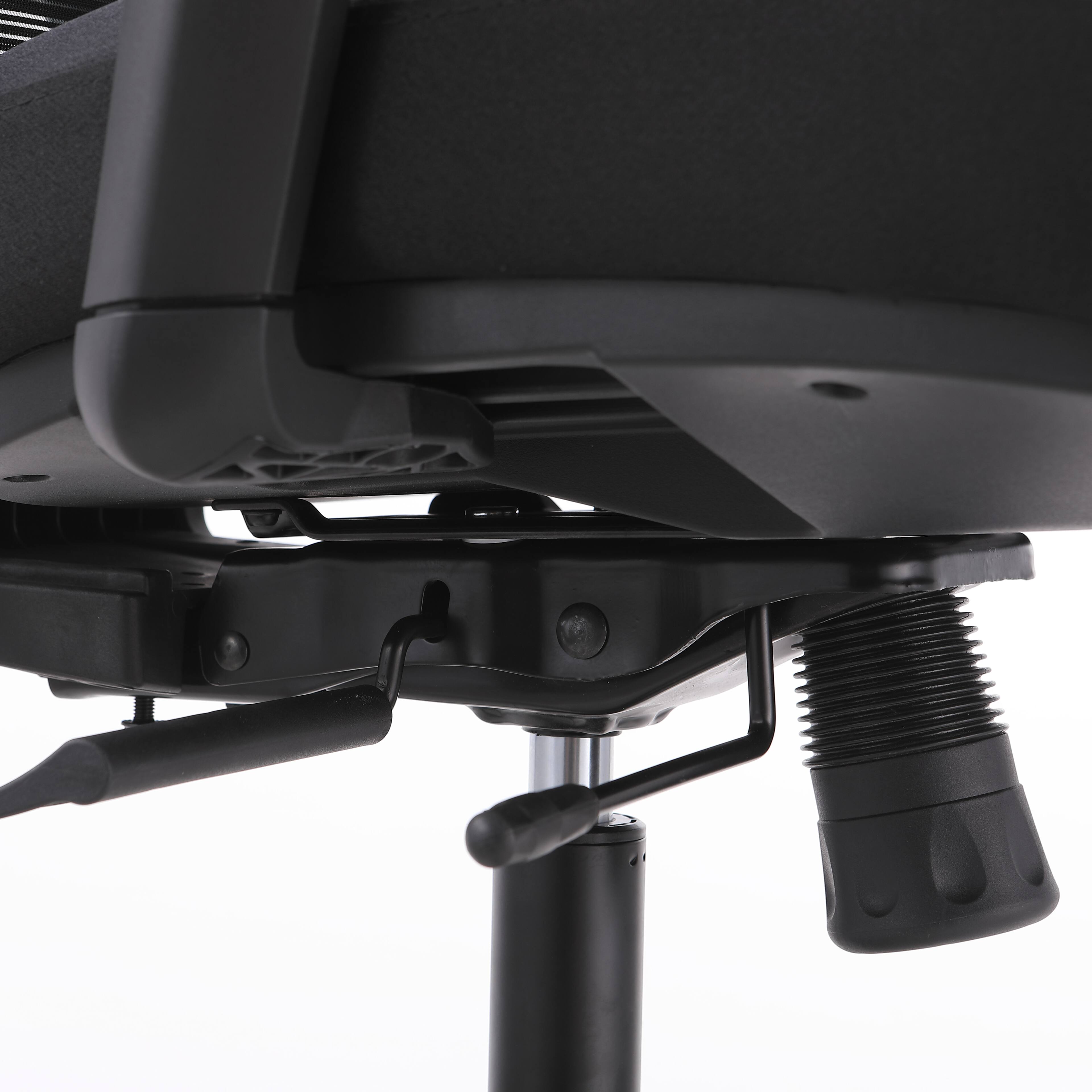 Alt View 8. LeisureMod - Ingram Modern Ergonomic Mesh Back Office Chair, Swivel Executive Computer Desk Chair with Wheels for Home Office - Black.