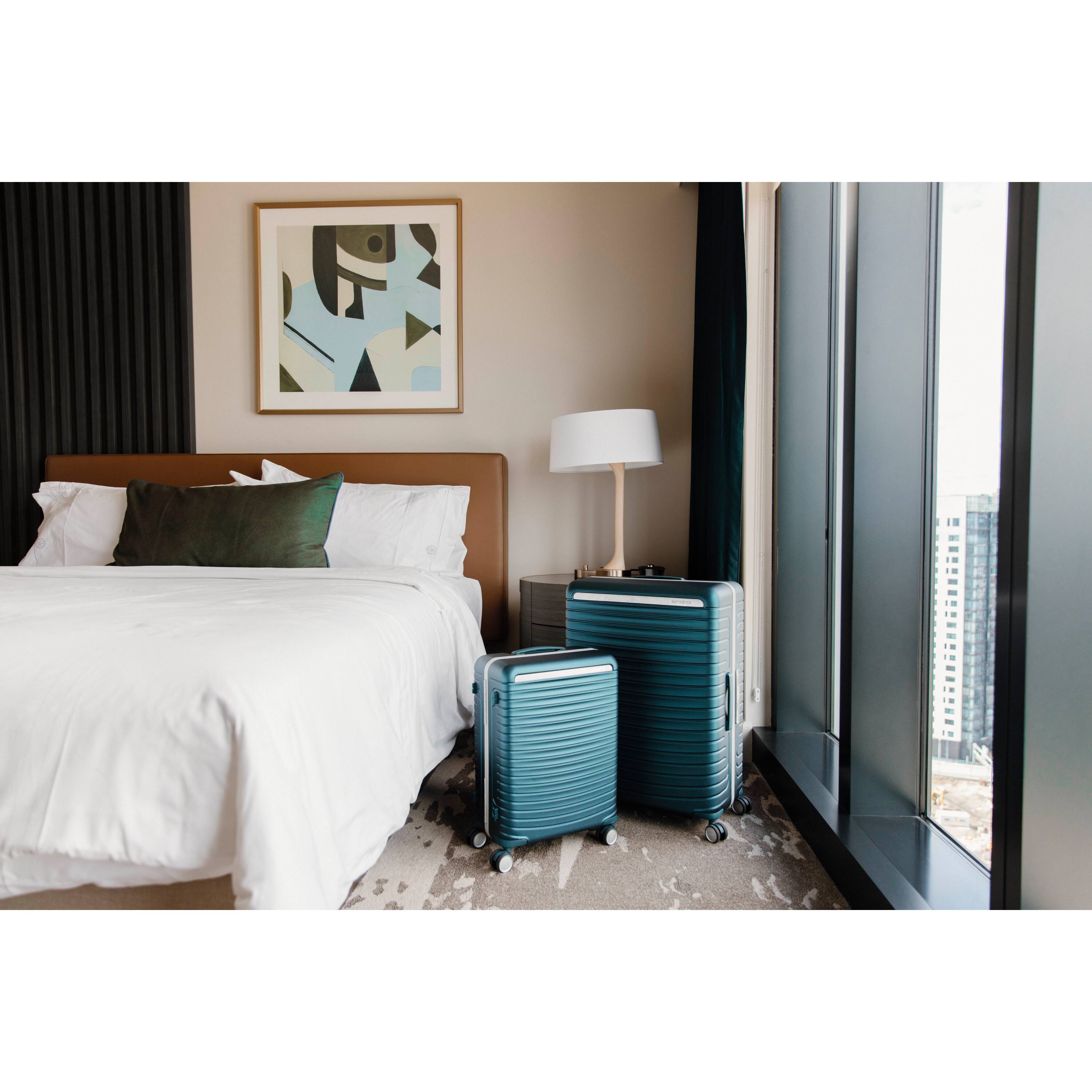 Alt View 6. Samsonite - Framelock Max Carry On Spinner Suitcase - Asphalt Black.