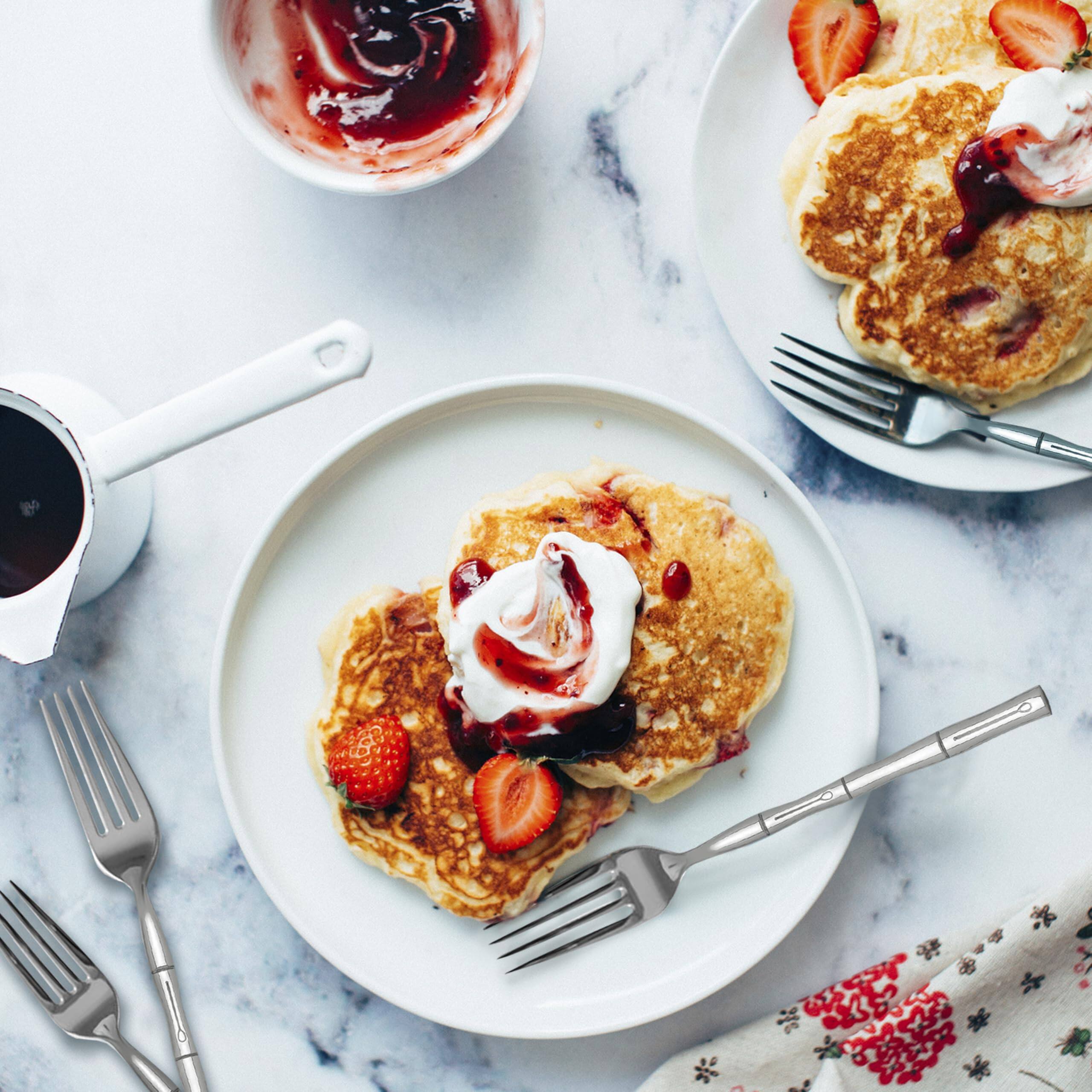 Alt View 1. Dazzed Corner - 20 Piece Flatware Set, Service for 4 - Silver.