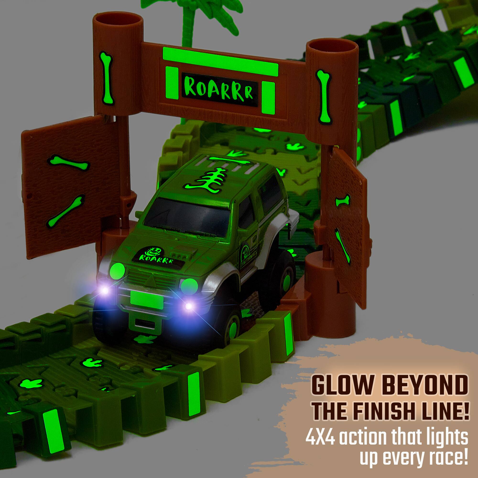 I ROARRR  
ROARRR  
GLOW BEYOND THE FINISH LINE!  
4X4 action that lights up every race!