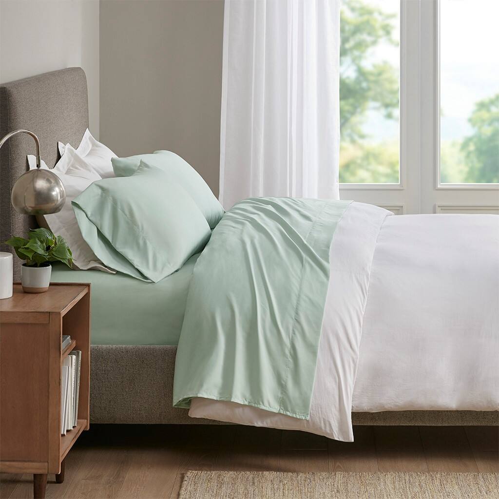 Alt View 1. Gracie Mills - Gracie Mills Thaddeus Cool Microfiber Sheet Set for All Night Comfort - Aqua.