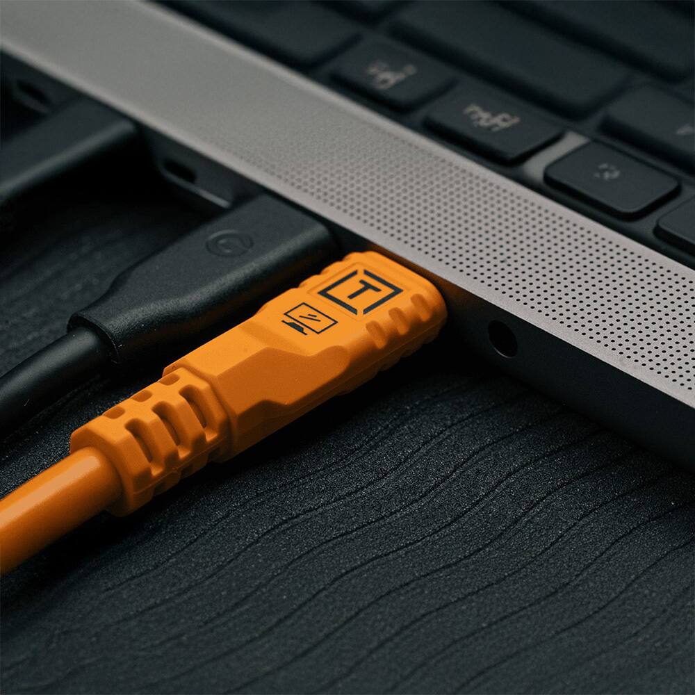 Angle. Tether - Tether Tools TetherPro Optima 10G USB-C, 15' (4.6m), Straight to Right, High-Visibility Orange - Orange.