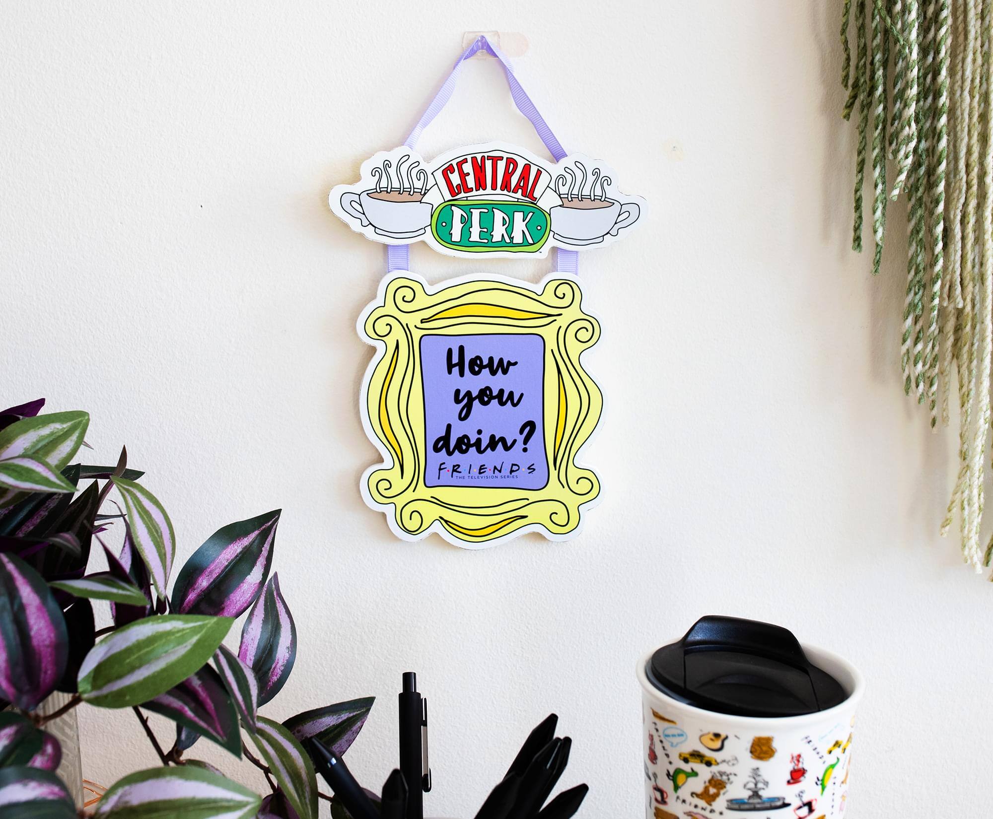 CENTRAL PERK  
How you doin?  
FRIENDS