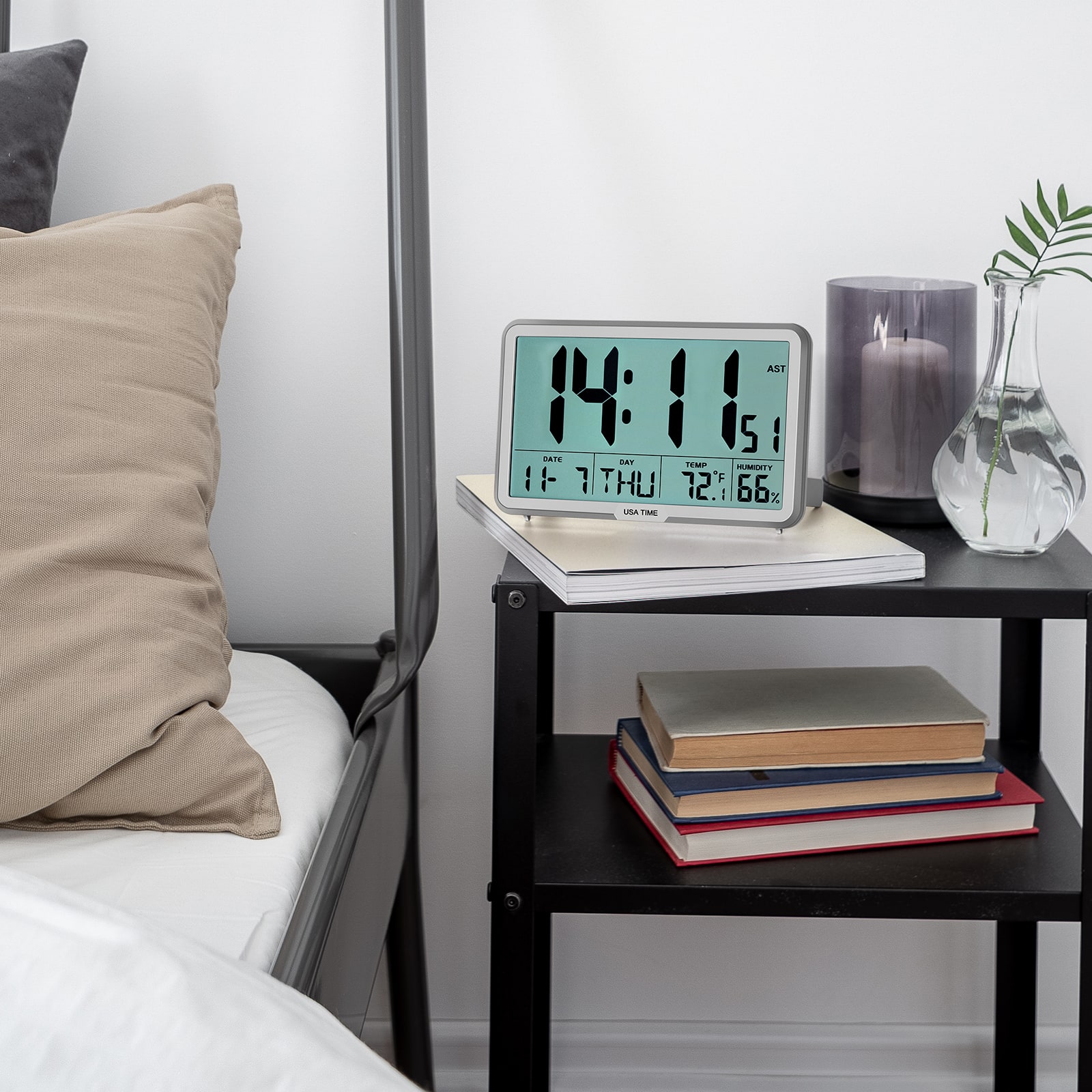 Oumilen - 8.54 Digital Wall & Desk Clock, Large LCD Alarm Clock with Date Week Temp Humidity for Home Office - Gray