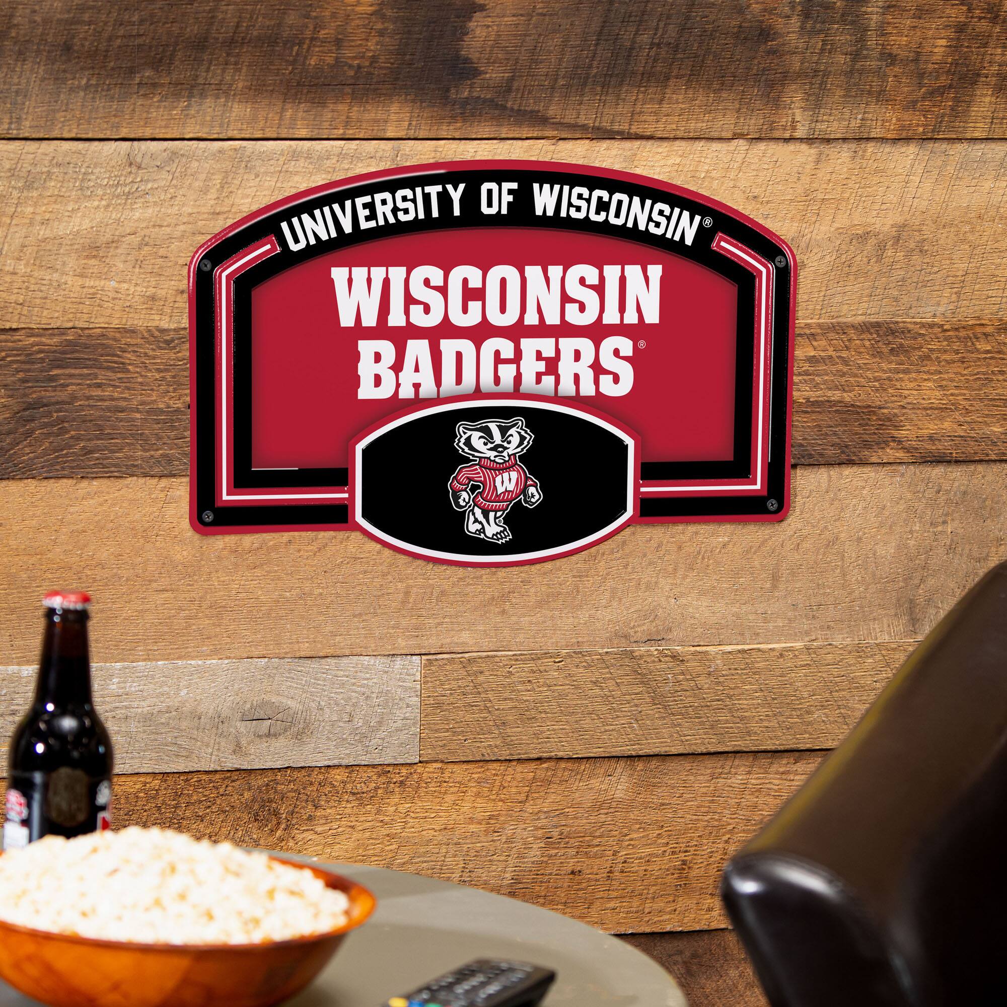 UNIVERSITY OF WISCONSIN  
WISCONSIN BADGERS