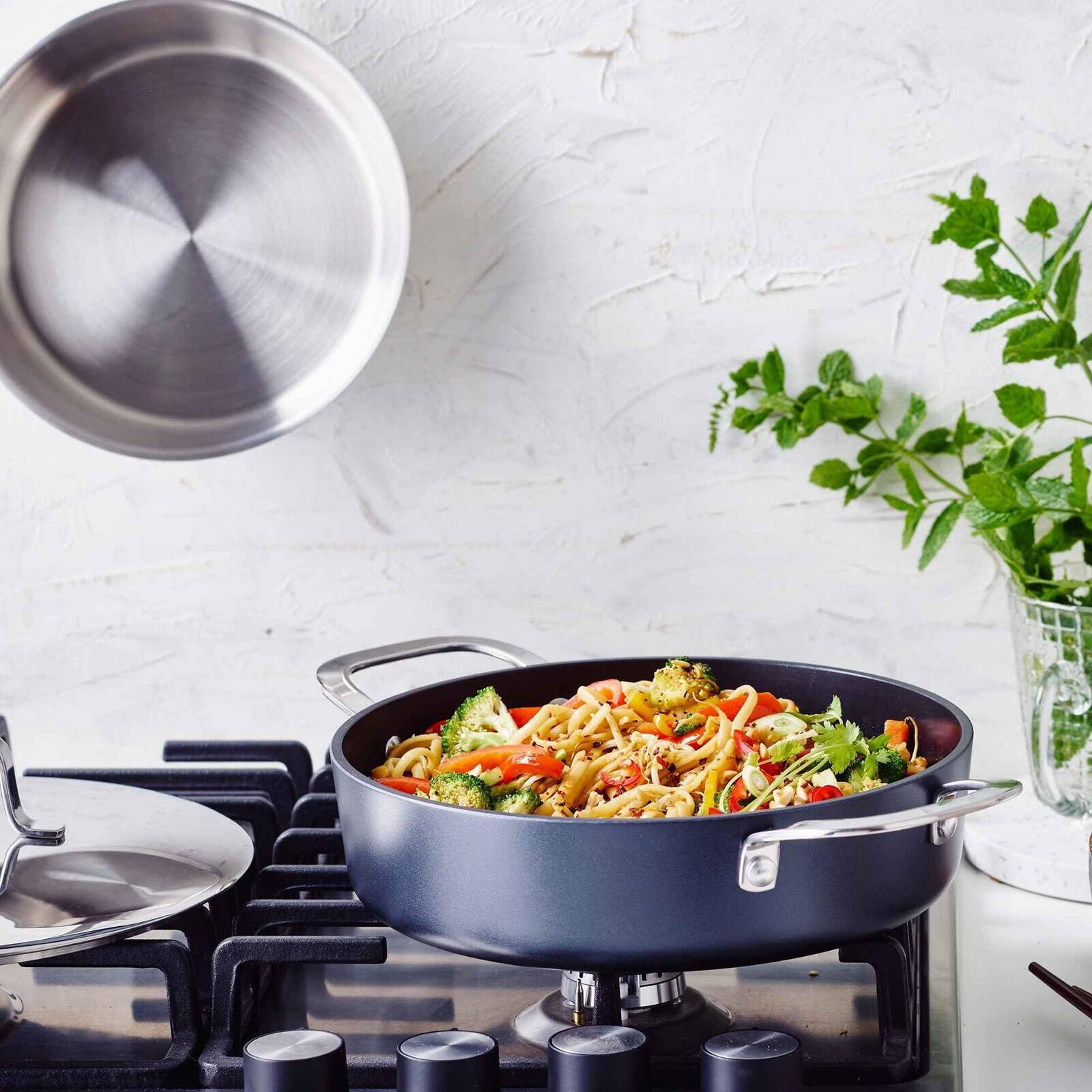 Alt View 1. Alva - Mastero 3.3-Quart Nonstick Saute Pan with Dual Handles, with Lid, 9.5-Inch - Black.