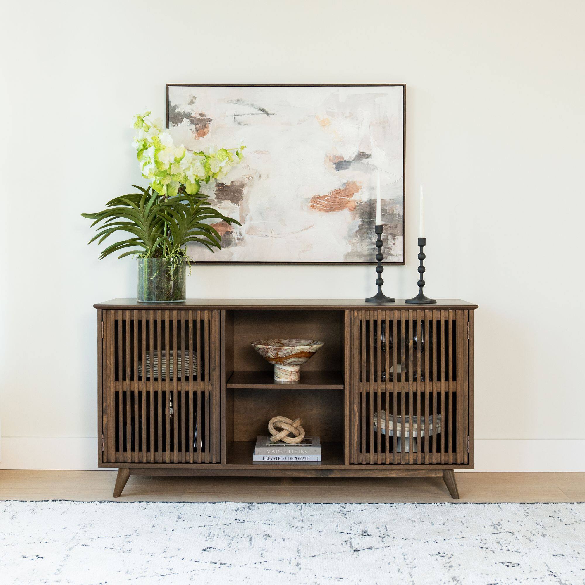 MADE LIVING  
ELEVATE - DECORATE