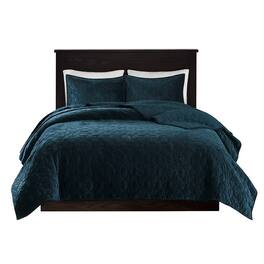 Gracie Mills - Gayle 3-Piece Casual Geometric Velvet Quilt Set - Teal