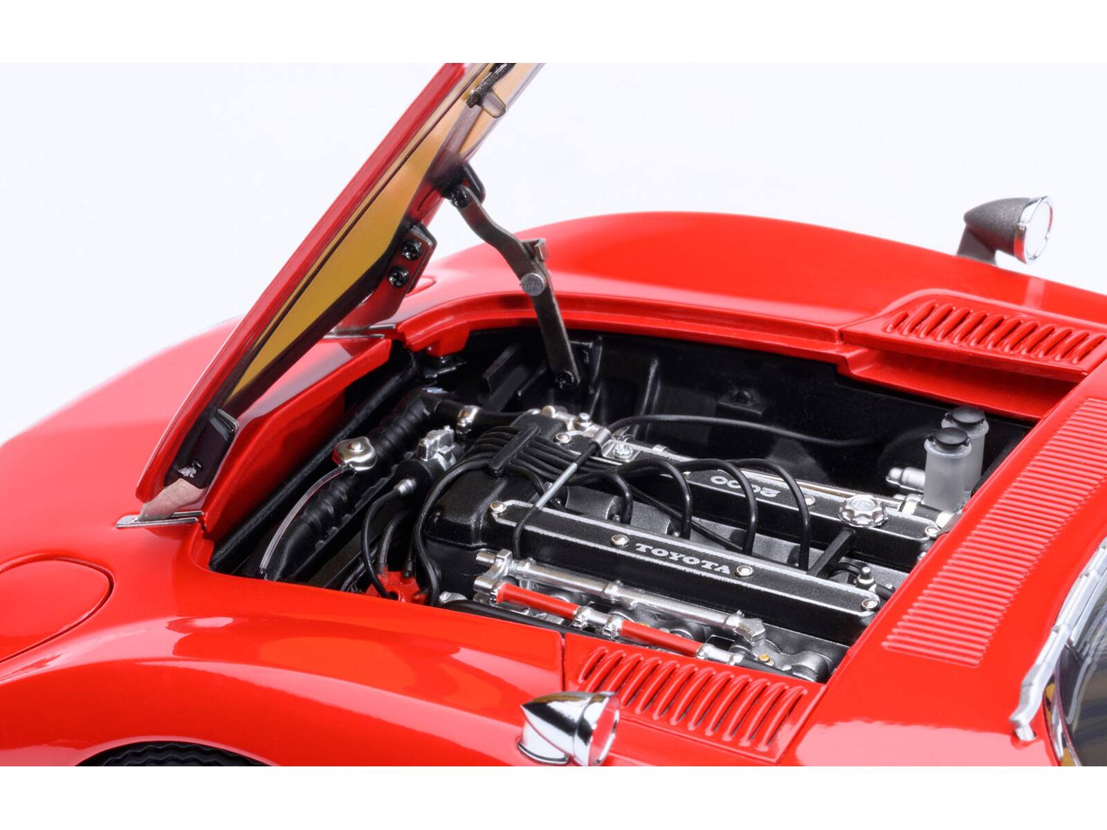 Alt View 2. Autoart - 1967 Toyota 2000GT RHD (Right Hand Drive) Red 1/18 Model Car by Autoart.