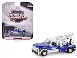 Greenlight - 1969 Chevrolet C30 Dually Wrecker Tow Truck "Yenko" "Dually Drivers" Series 15 1/64 - Blue with White Top