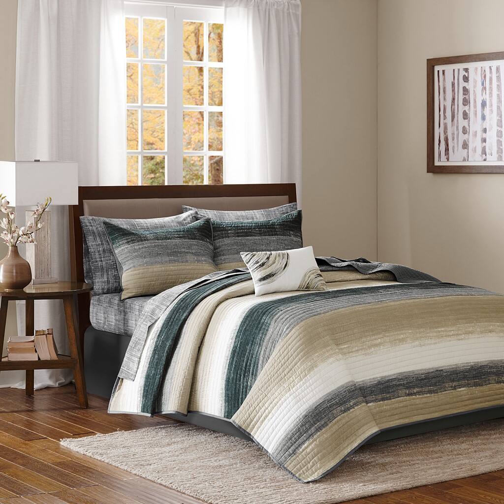 Alt View 1. Gracie Mills - Gracie Mills Ianne Modern 8-Piece Watercolor Stripe Quilt Set with Cotton Bed Sheets - Taupe.