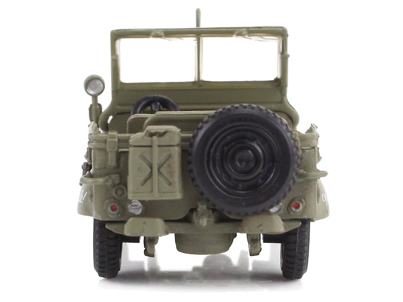 Left. Hobby Master - US 1/4 Ton Military Vehicle Olive Drab "Gen. George Patton 3rd Army War Eagle" 1945 US Army "Ground Power Series" 1/72 - Green.