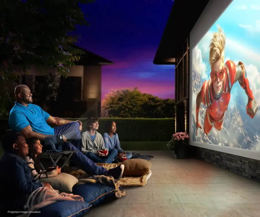 Projected image simulated.