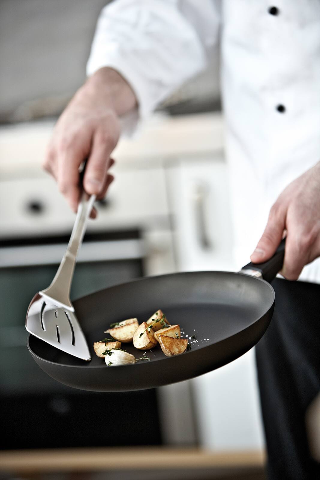 Alt View 2. Scanpan - Classic 10-1/4 Inch Nonstick Fry Pan - Black.