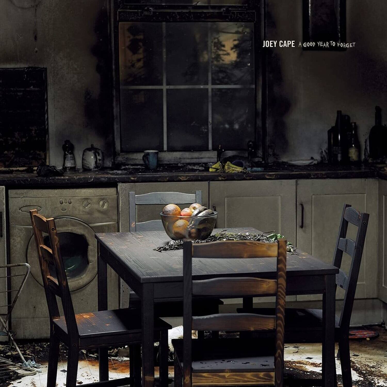 JOEY CAPE  
A GOOD YEAR TO FORGET