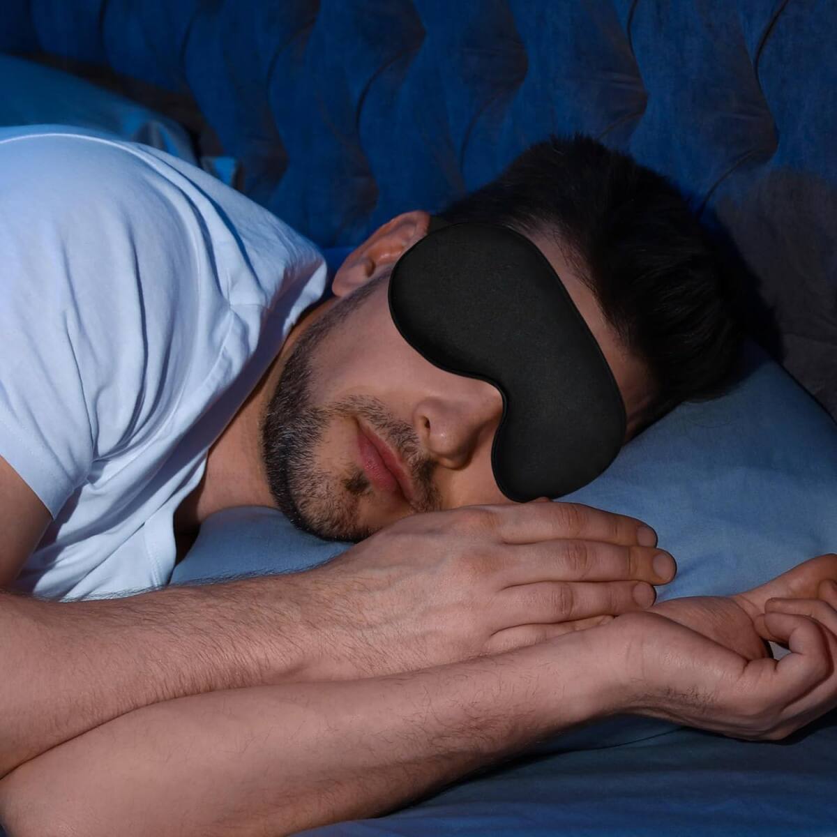 Angle. Tooloton - 3D Contoured Sleep Mask for Side Sleepers with Lash Extensions, Adjustable Blackout Eye Shade, Grey - Grey.