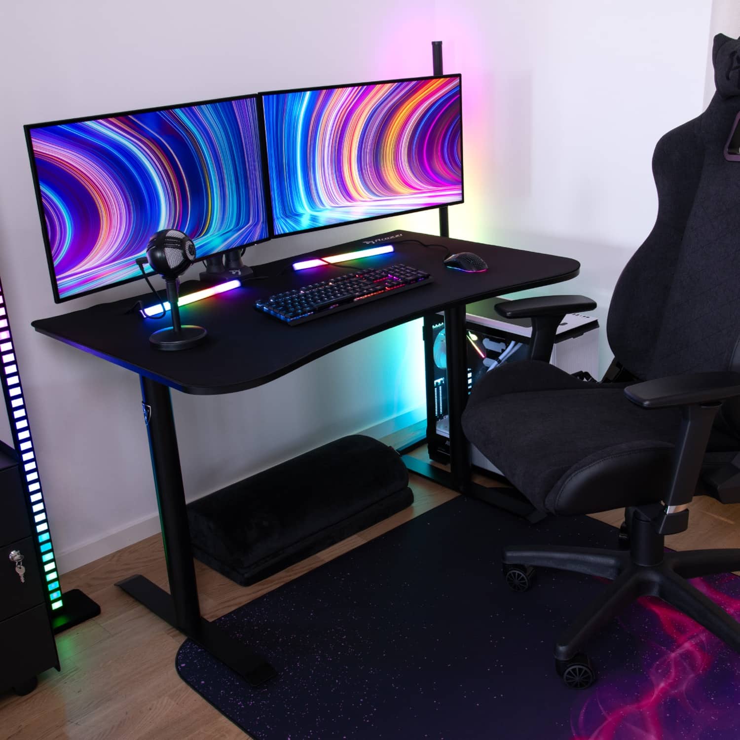 Left. Arozzi - Arena Small - Black.