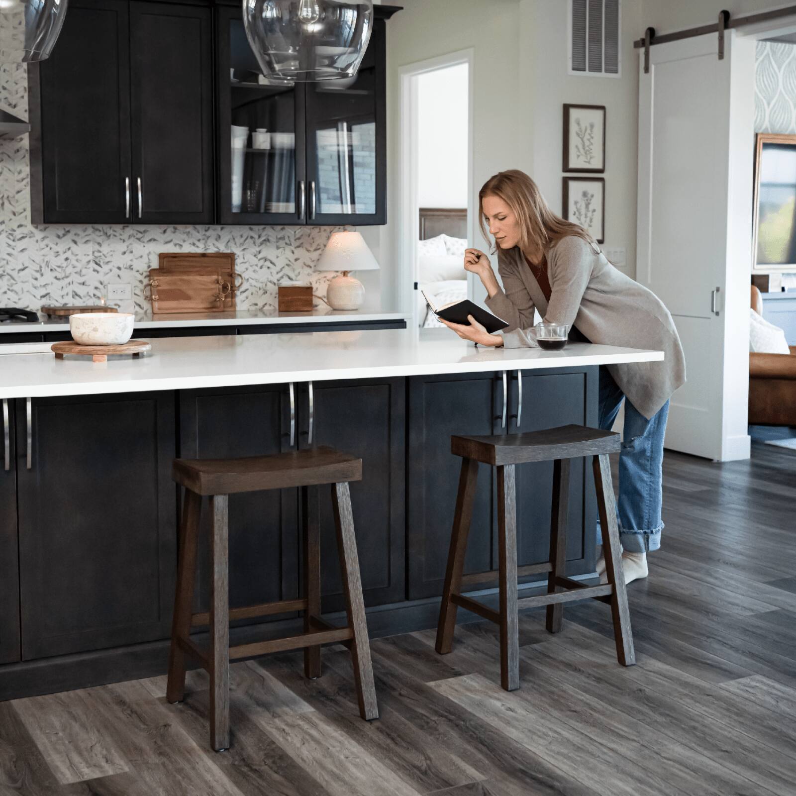 Back. Maven Lane - 27" Vincent Counter Stool in Antiqued Brown Finish - Antiqued Brown.