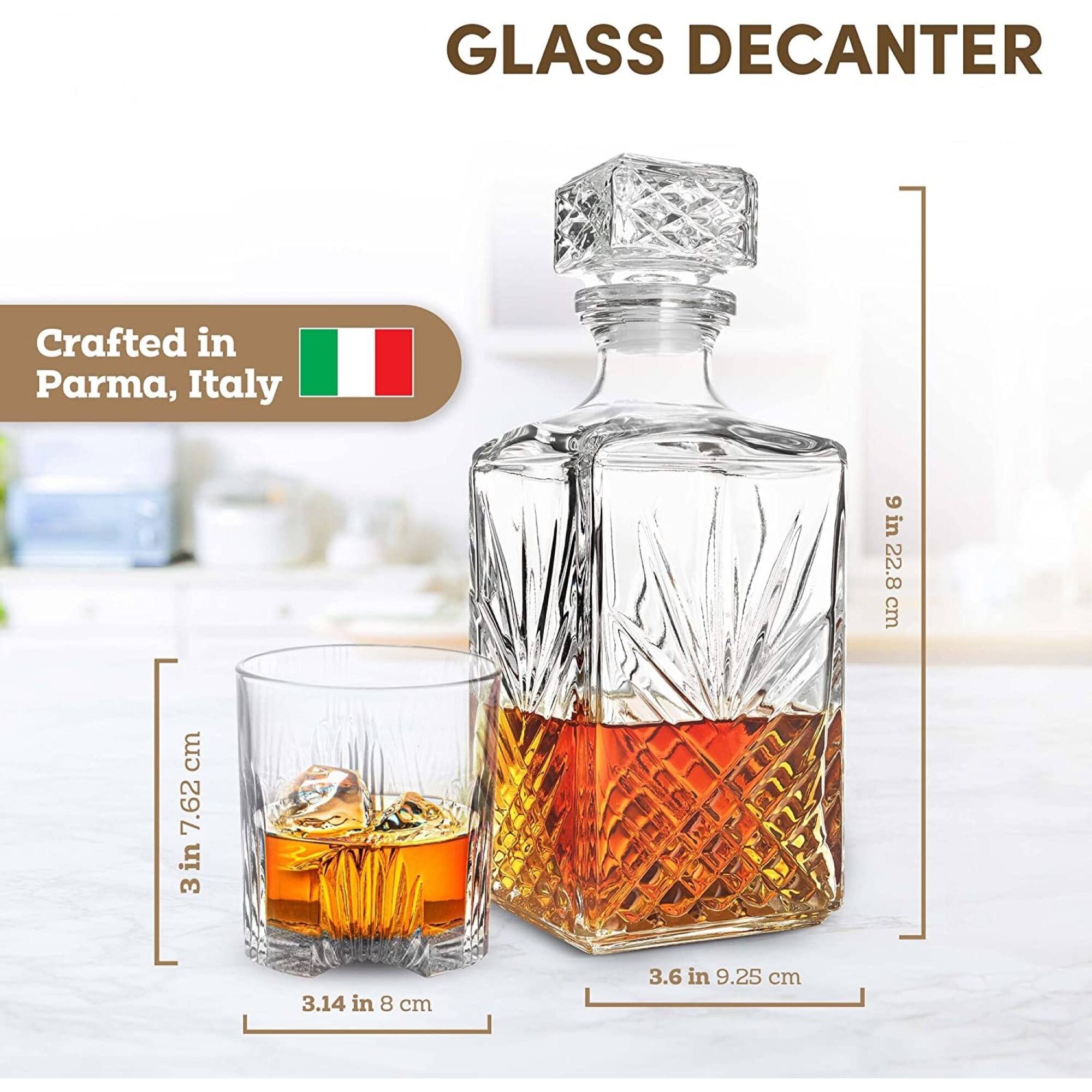 GLASS DECANTER  
Crafted in Parma, Italy  
6 in 22.8 cm  
7.62 in 3  
3.14 in 8 cm  
3.6 in 9.25 cm