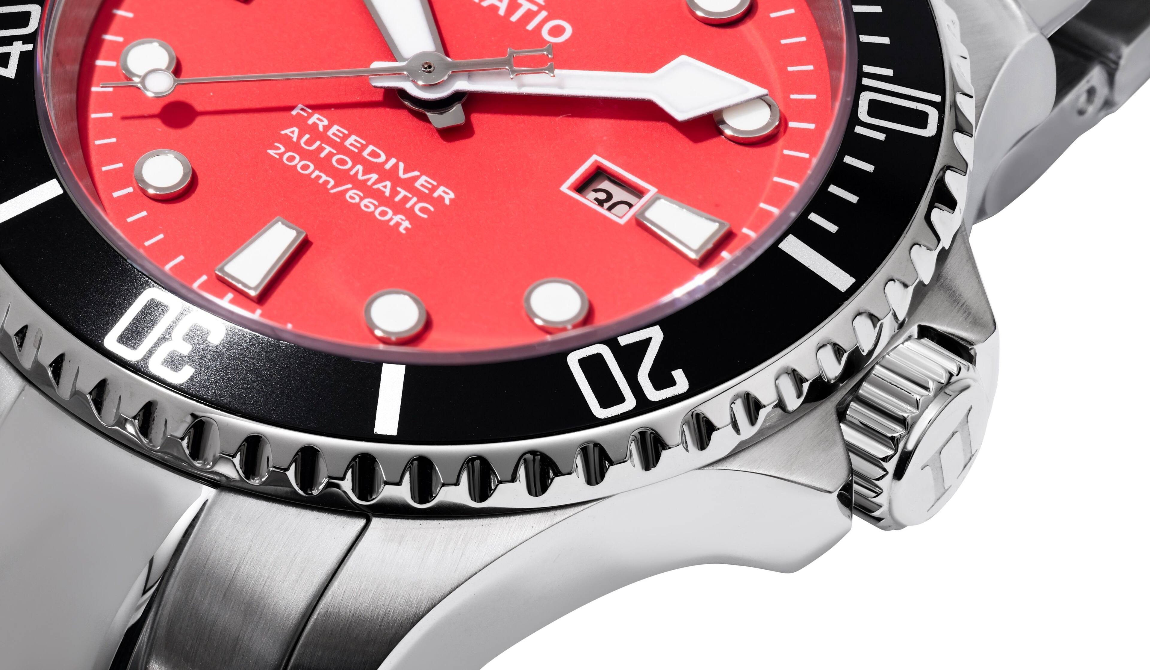 FREEDIVER AUTOMATIC 200m/660ft