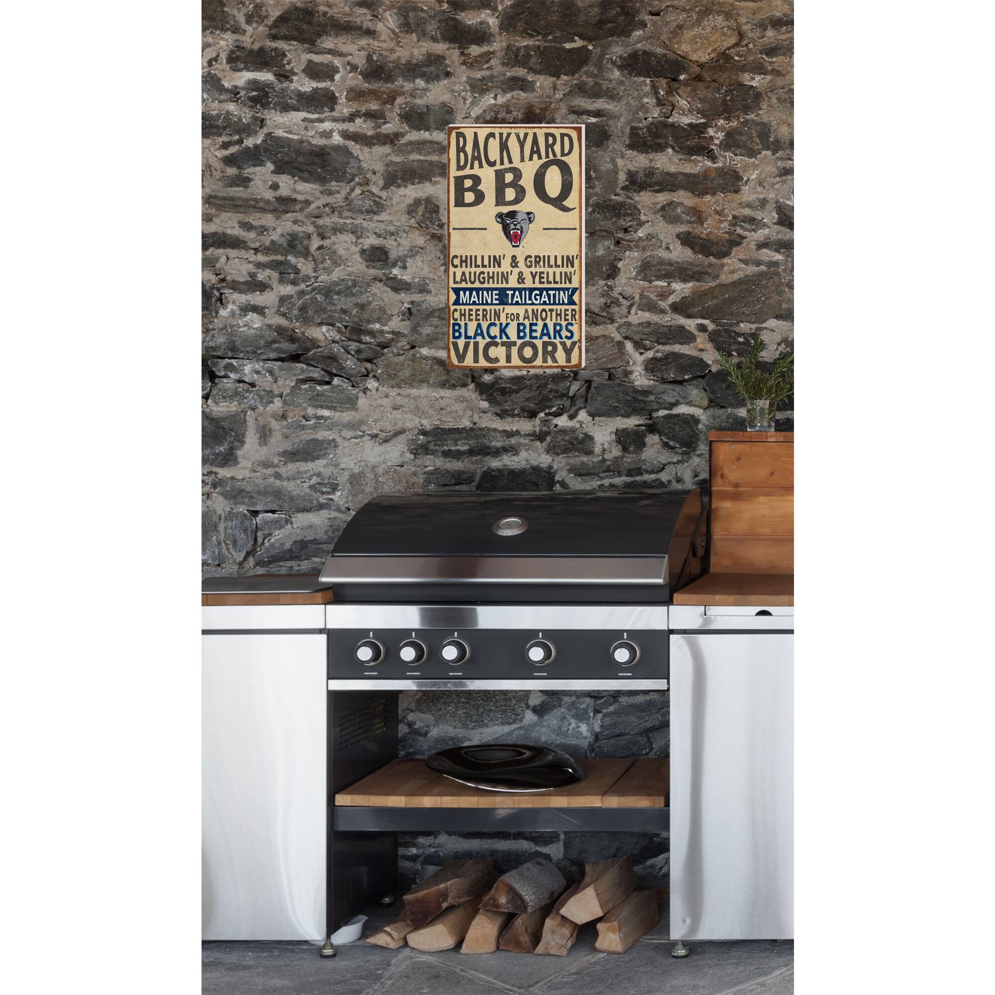 BACKYARD BBQ  
CHILLIN' & GRILLIN'  
LAUGHIN' & YELLIN'  
MAINE TAILGATIN'  
CHEERIN' FOR ANOTHER  
BLACK BEARS VICTORY