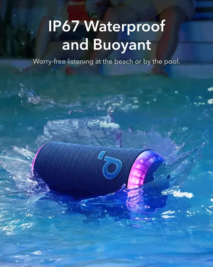 IP67 Waterproof and Buoyant Worry-free listening at the beach or by the pool.