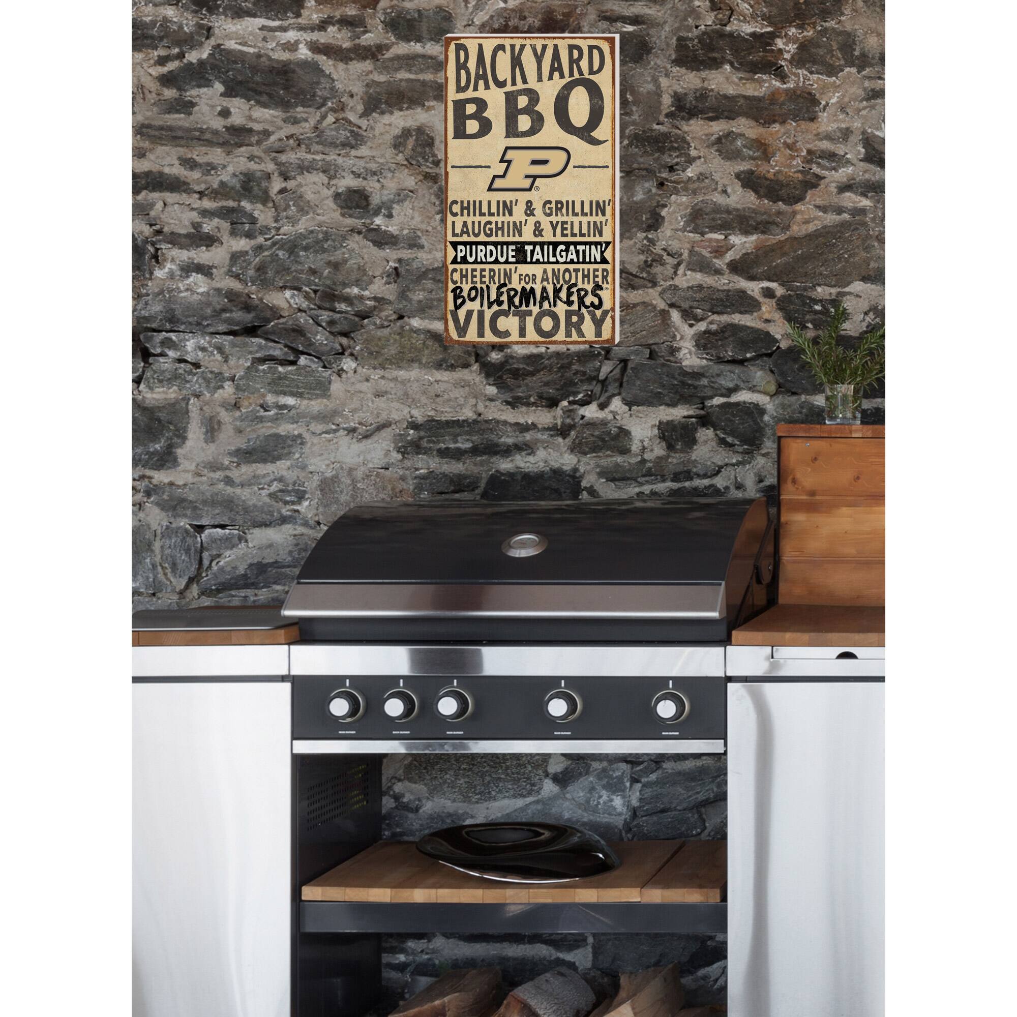 BACKYARD BBQ  
P  
CHILLIN' & GRILLIN'  
LAUGHIN' & YELLIN'  
TAILGATIN'  
CHEERIN' FOR ANOTHER  
BOILERMAKERS VICTORY