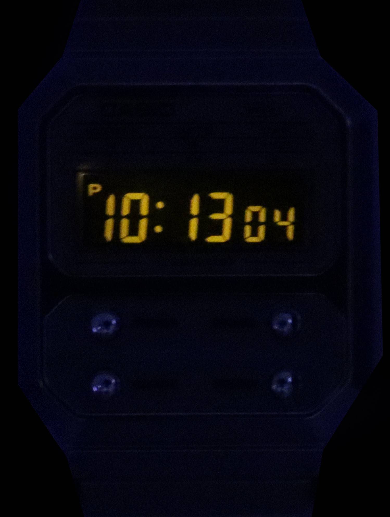 Angle. Casio - Vintage Digital Stainless Steel Quartz A100WE-7B A100WE-7B Unisex Watch - Black.