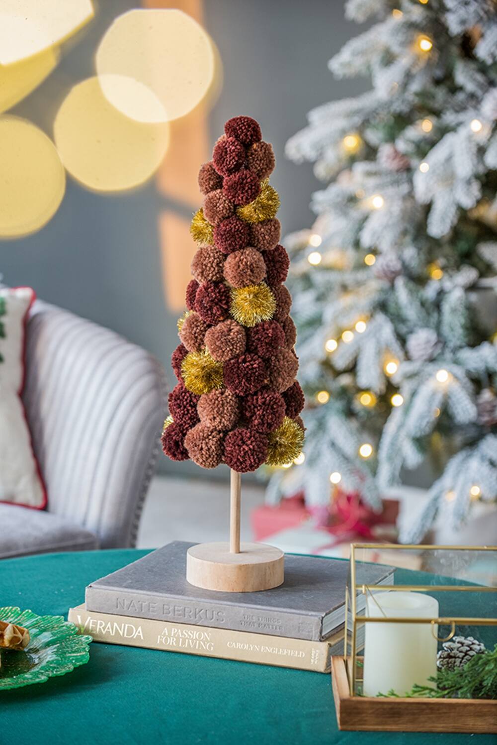 Nate Berkus  
Veranda  
A Passion for Living  
Carolyn Engelbert