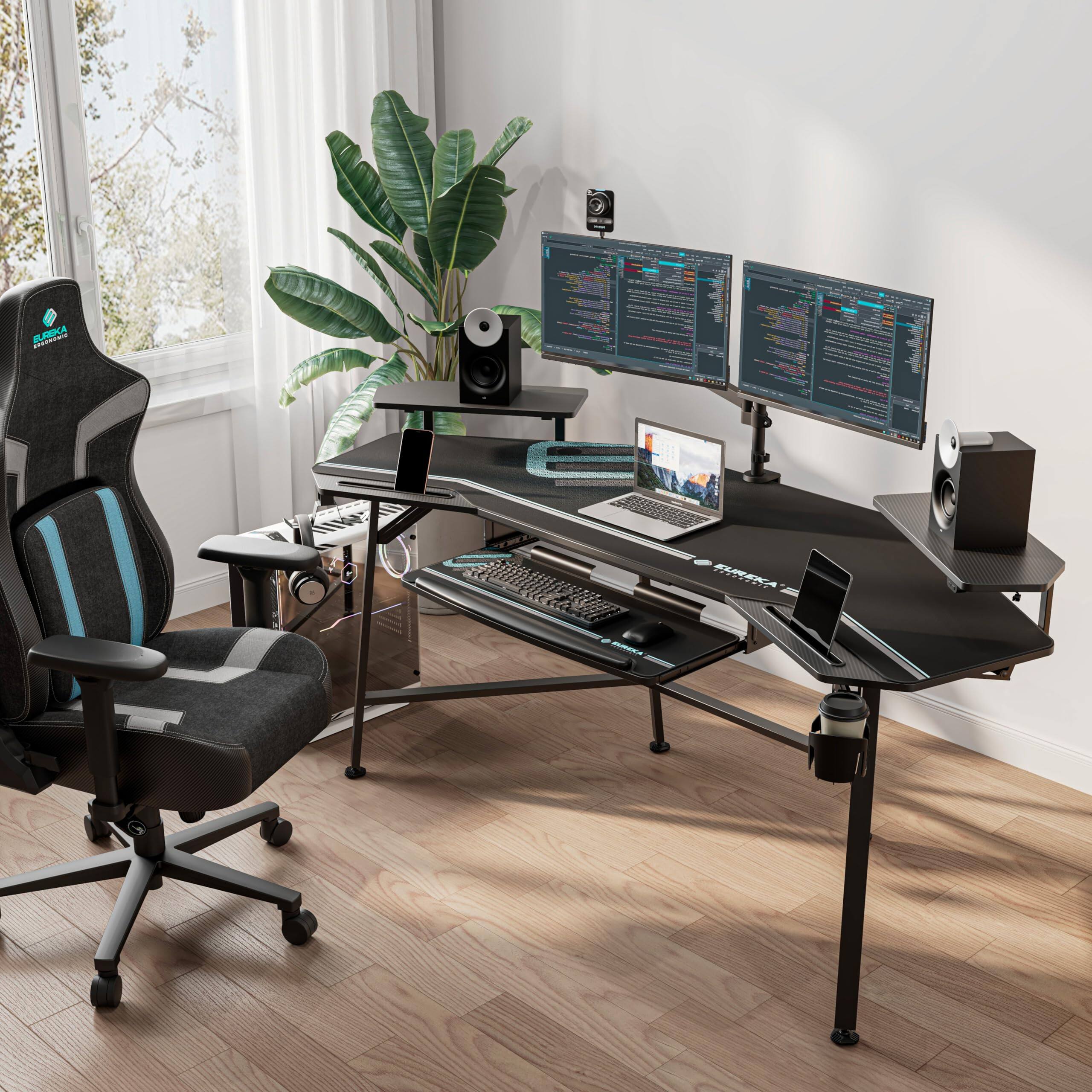 The text on the image is "BLOVA PREKA".