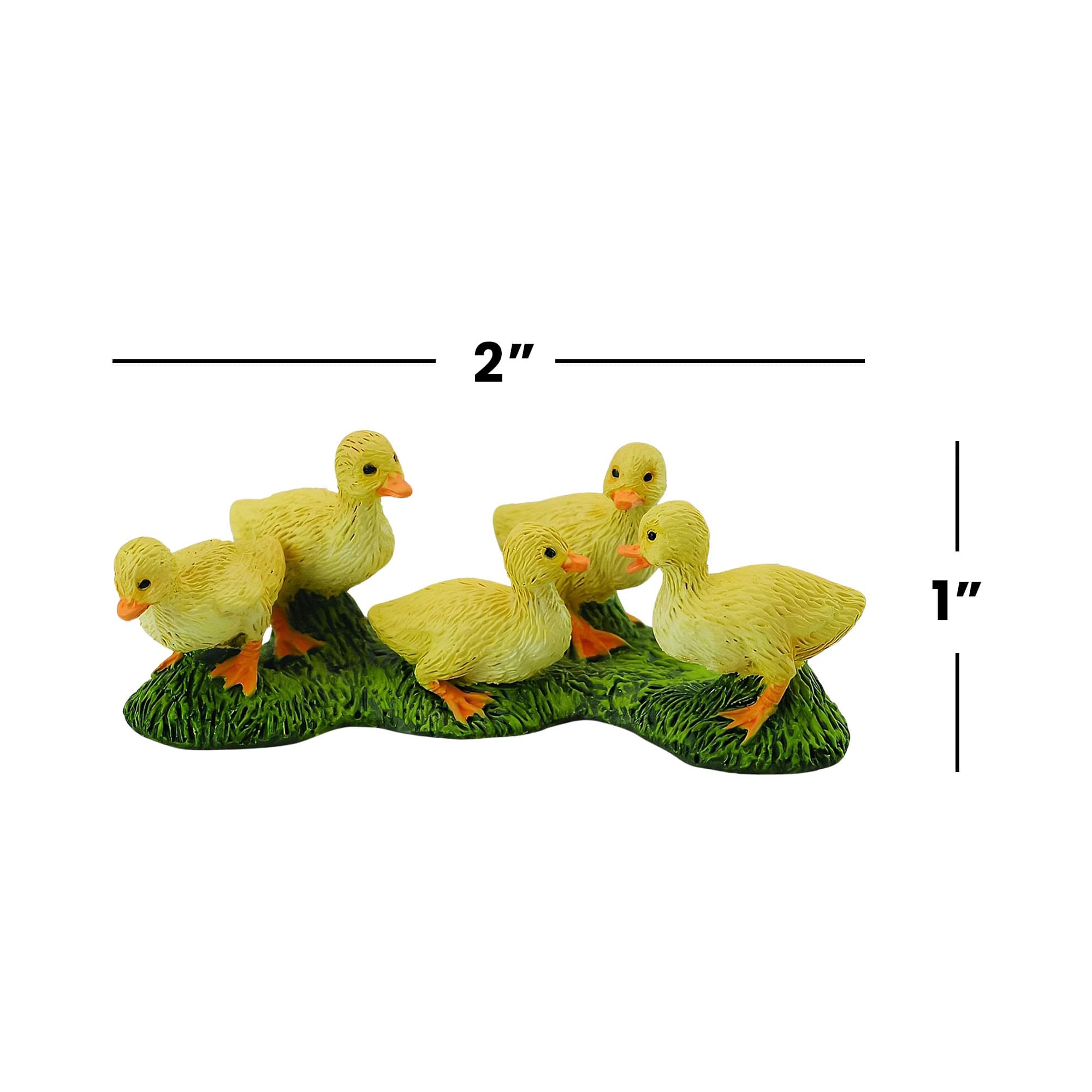 Alt View 2. Breyer - CollectA Farm Life Collection Miniature Figure | Ducklings - Yellow.