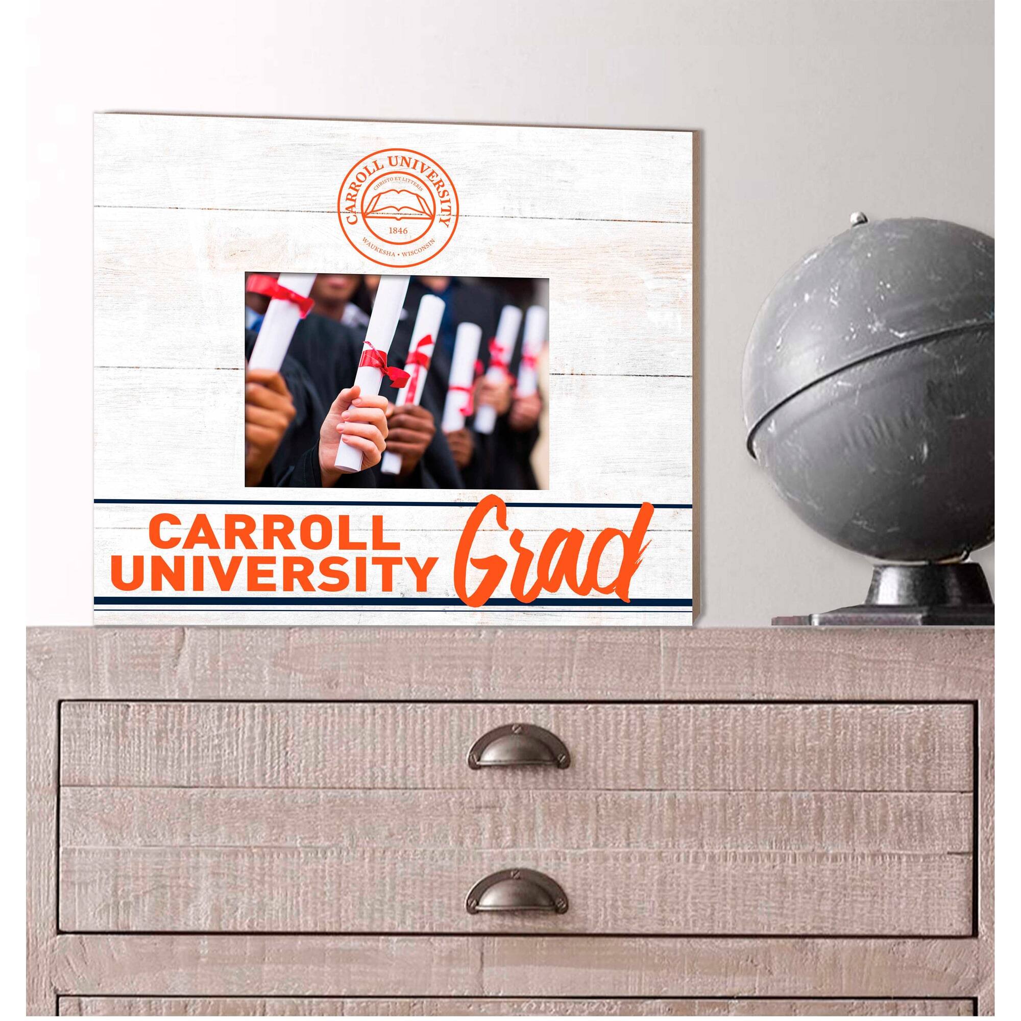 CARROLL UNIVERSITY 1846  
Grad