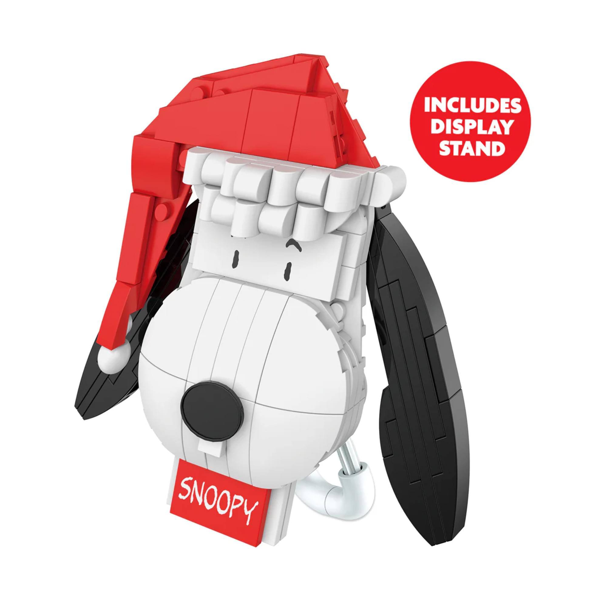INCLUDES DISPLAY STAND  
SNOOPY
