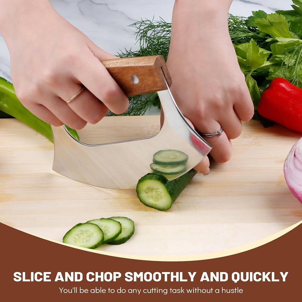SLICE AND CHOP SMOOTHLY AND QUICKLY  
You'll be able to do any cutting task without a hustle