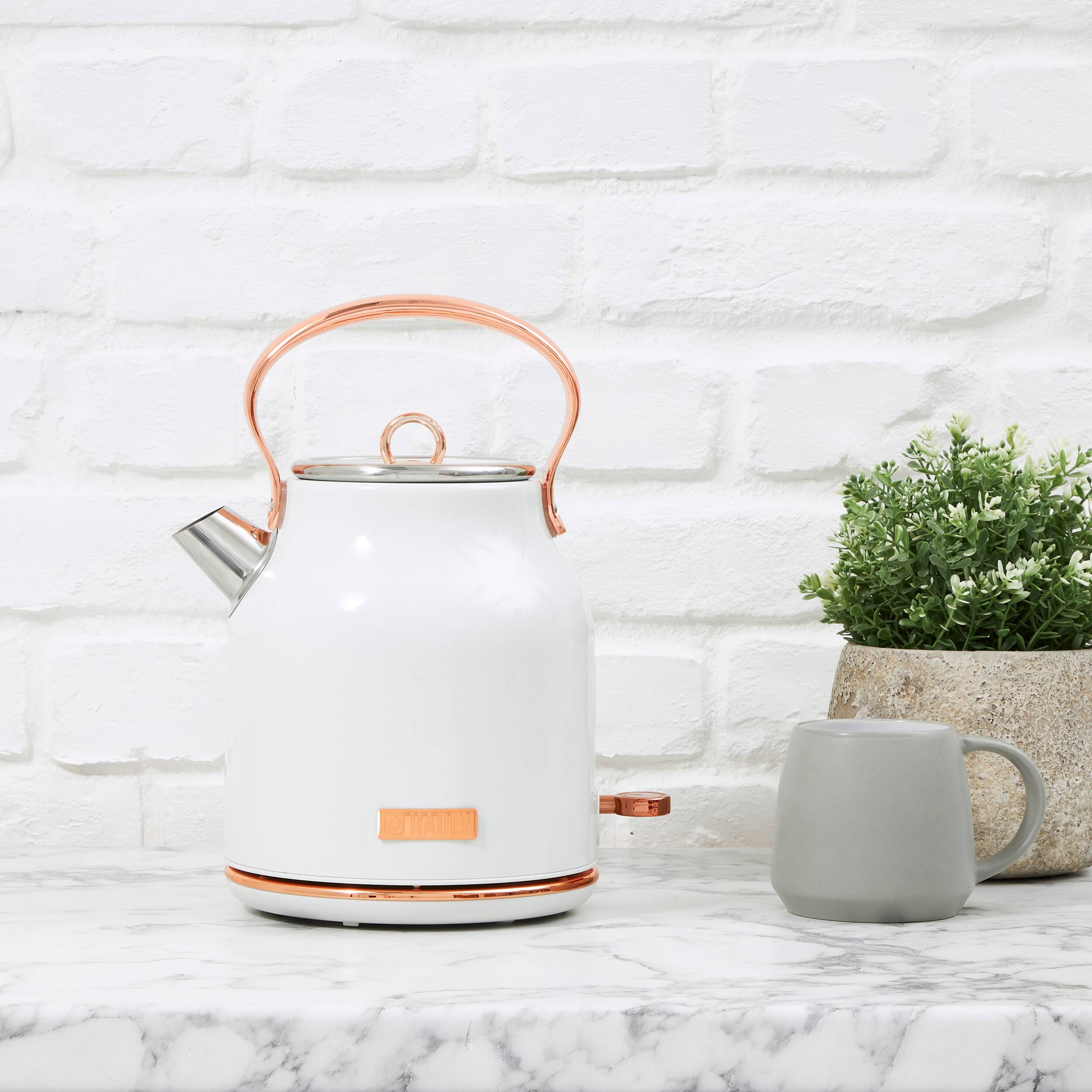 Alt View 12. Haden - Heritage Electric Kettle - Ivory Copper.