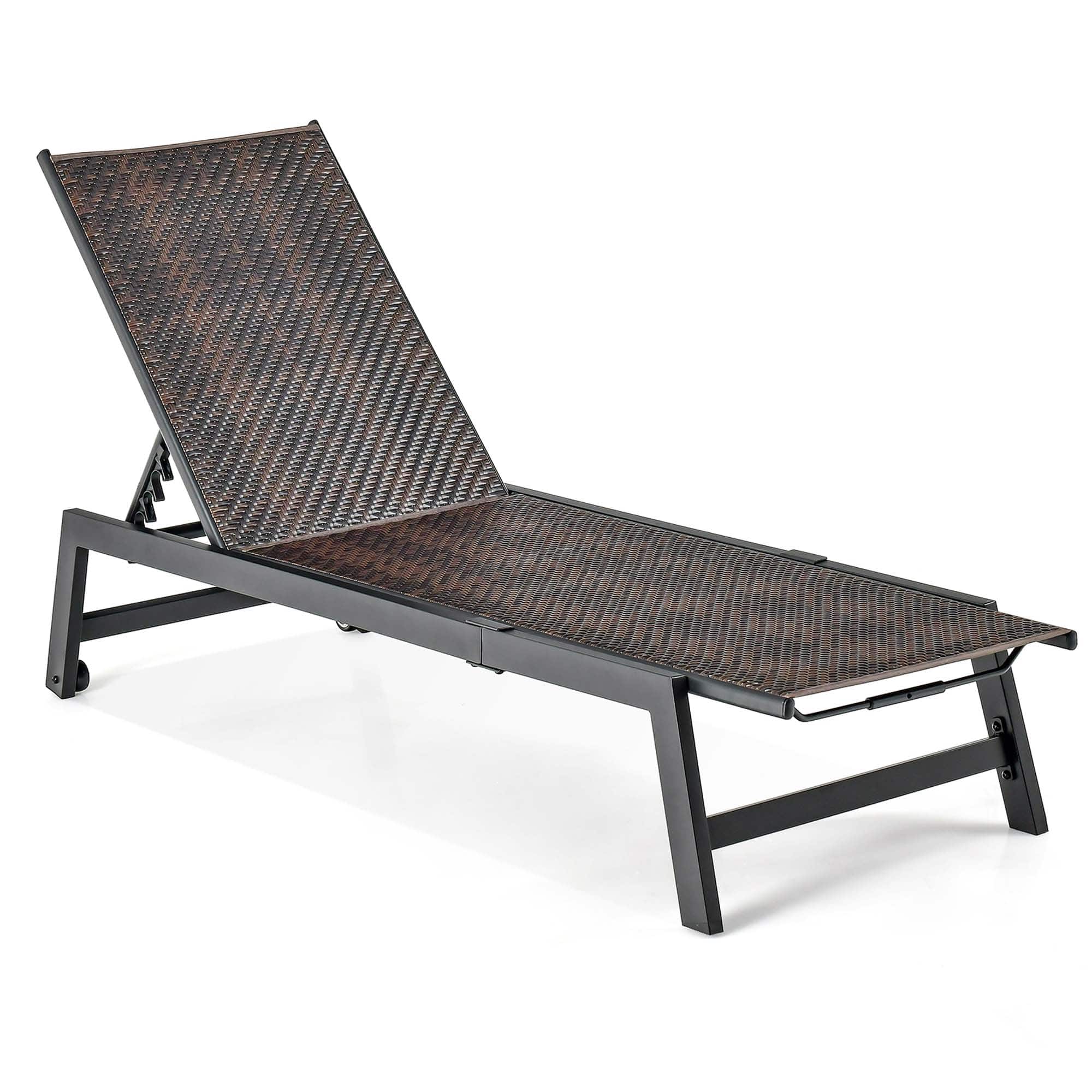 Costway - 1PC Patio Galvanized Steel Chaise Lounge with Wheels Outdoor PE Rattan Recliner Chair - Mix Brown,Black
