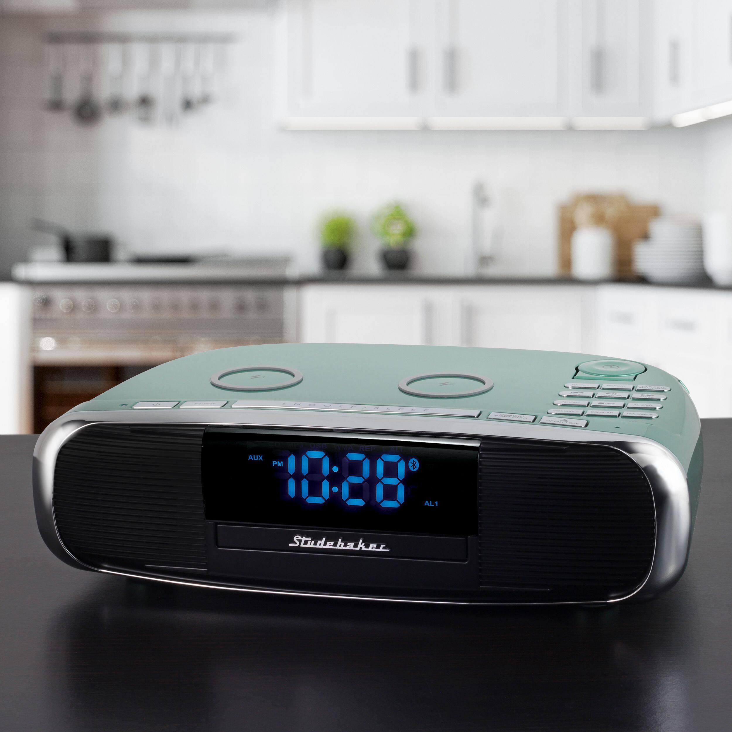 Sure, here is the corrected text:

- POER R AUX PM 10:28 AL1
- Studehake