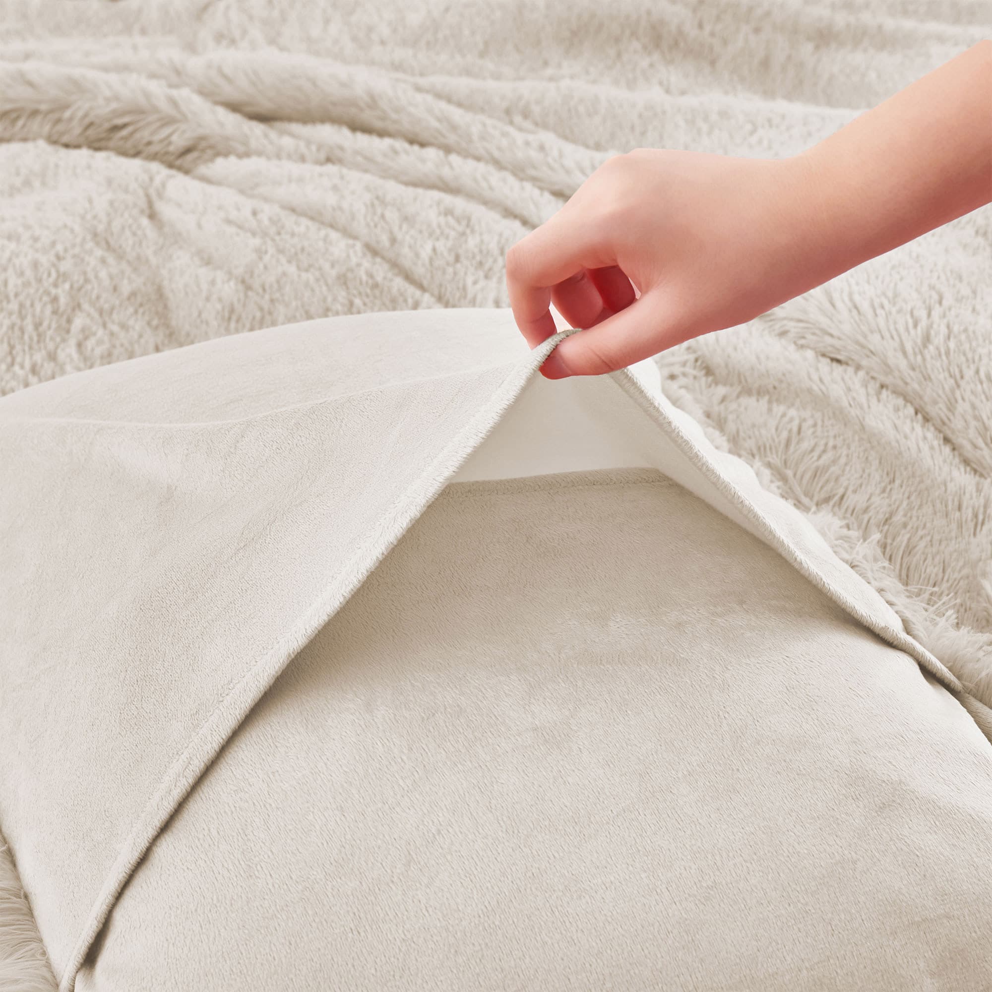 Peace Nest - Shaggy Plush Comforter Set Faux Fur with Velvety Reversible Backing, King - Beige