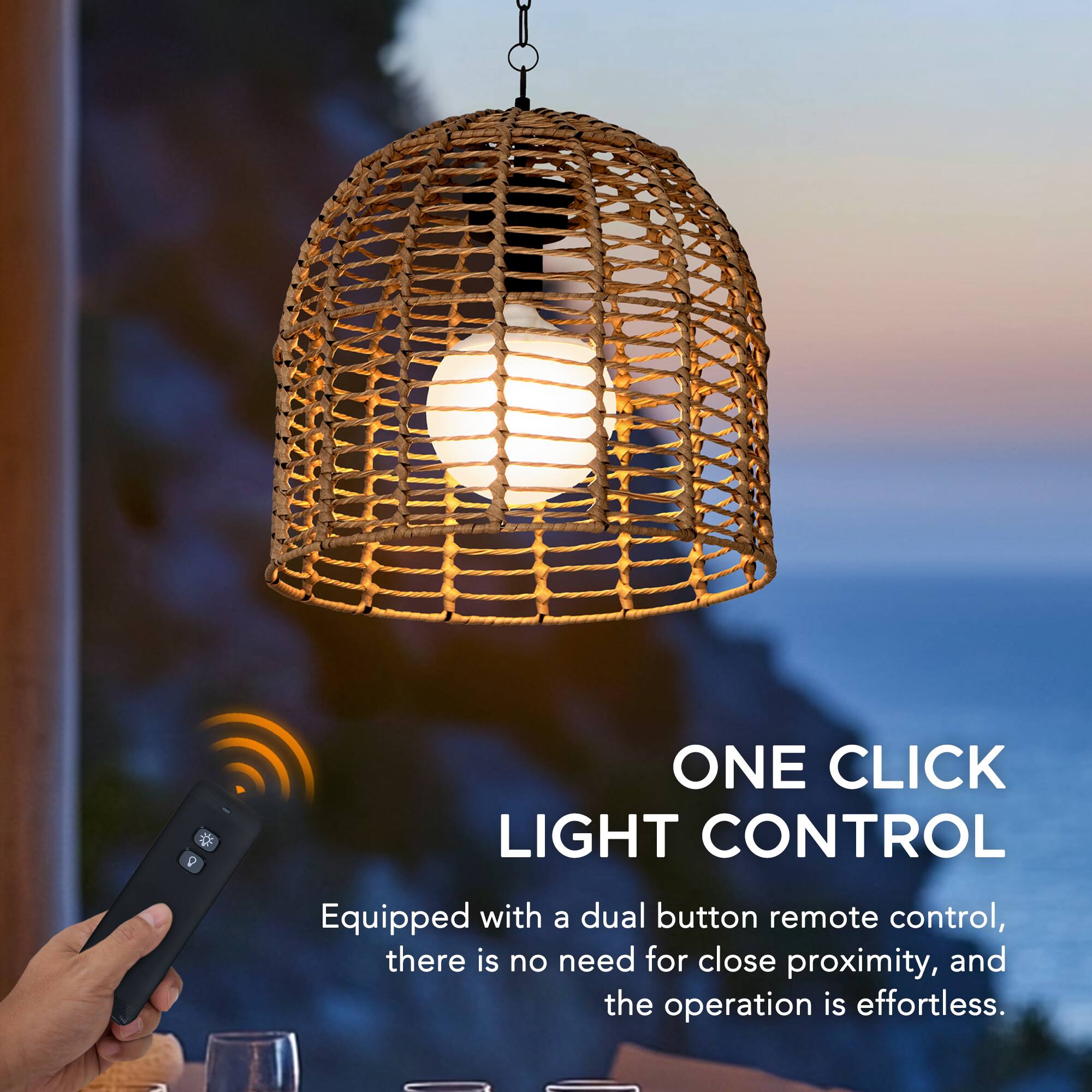 ONE CLICK LIGHT CONTROL  
Equipped with a dual button remote control, there is no need for close proximity, and the operation is effortless.