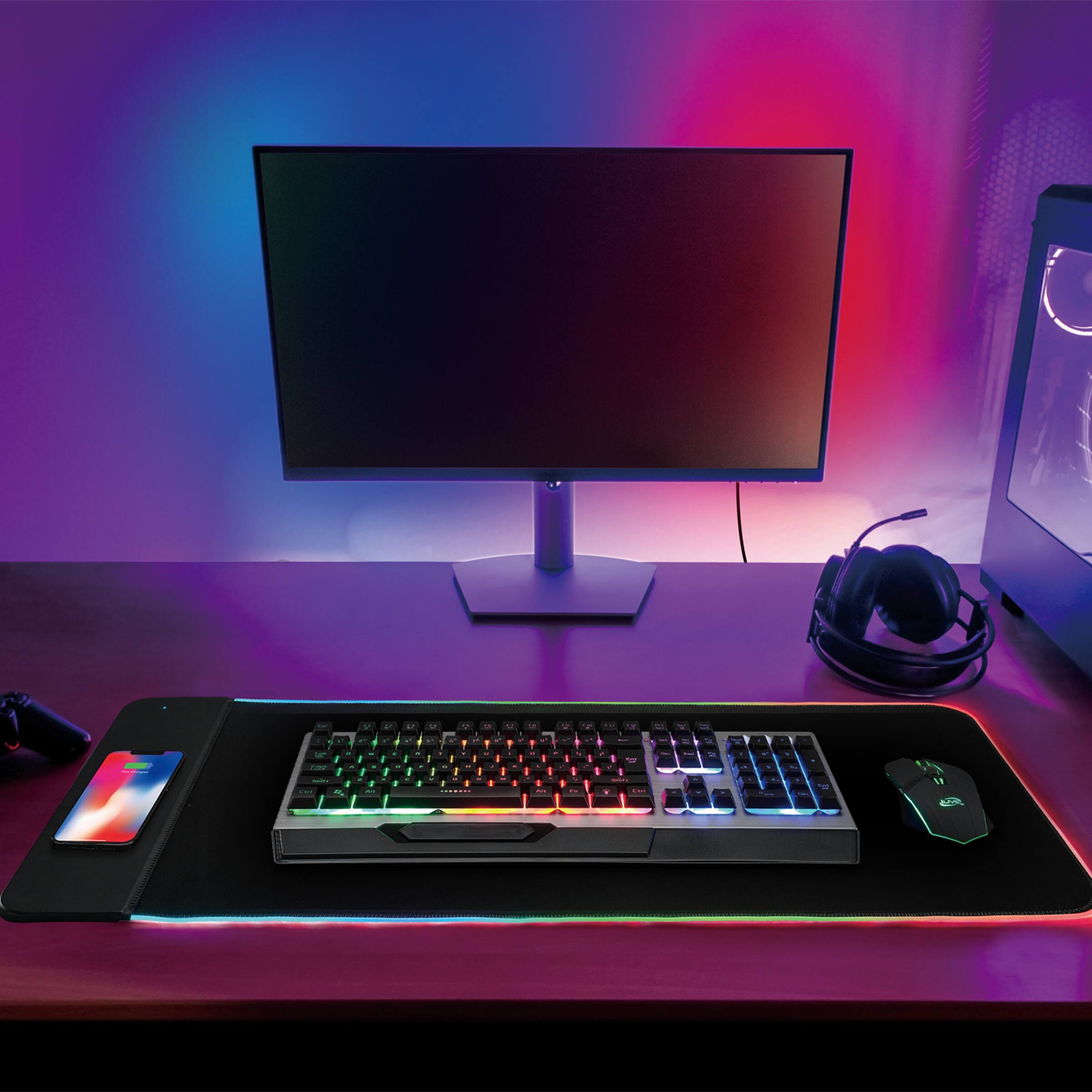 Alt View 5. iLive - iLive Extra Large Gaming Mouse Pad with Wireless Charger, IAMQ212B - Black.