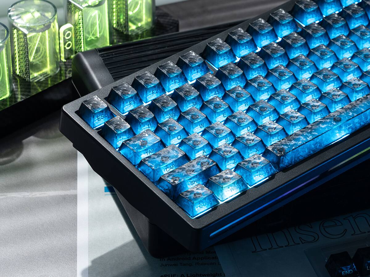 O.O 1 ESQ F6 o F53 F4 n F3 5% Y F2 4$ T M H F1 3# R G N 2@ E F B 11 W D V Q S C TAB A X Z CAPS SHI Wi PQTE yonid Met misen m Android Applicat Tang. Ruixuan L Junwei L SPUIE: A Lightweight END