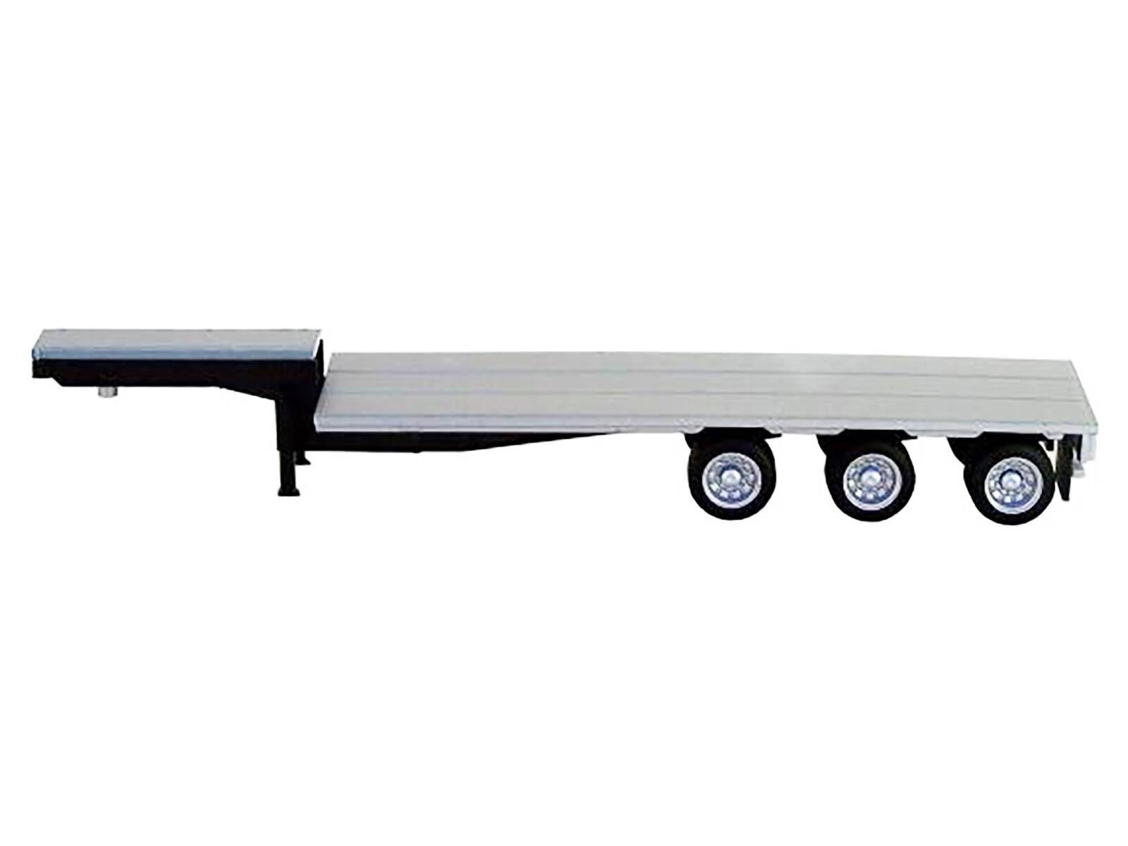 Angle. Promotex - 28ft Tri-Axle Hay Float Trailer Silver Top 1/87 (HO) Plastic Model by Promotex - Silver.