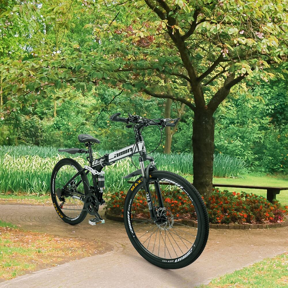 The text on the image reads:

"MAXXIS
MAXXIS
MAXXIS"