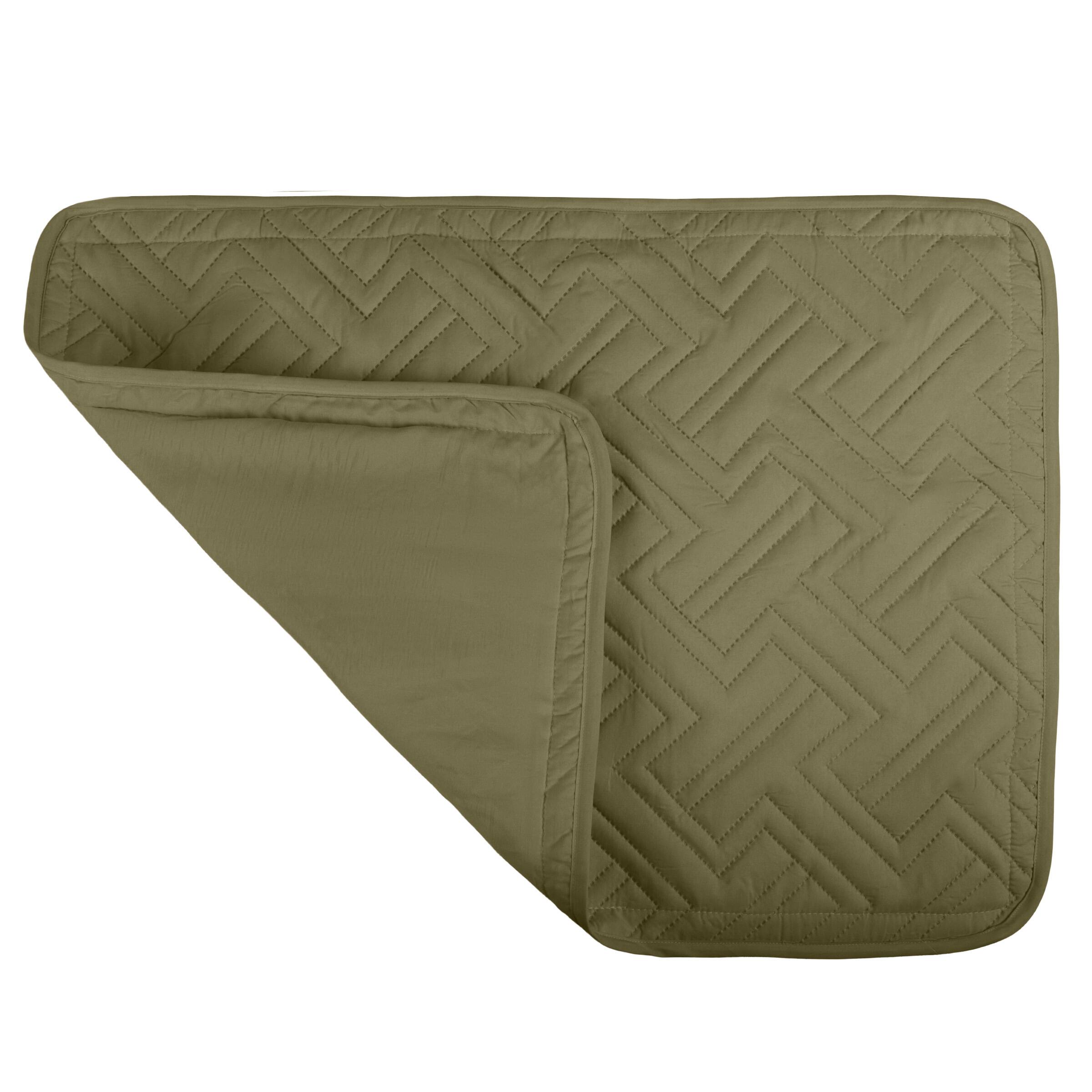 Front. Lavish Home - 3PC King Quilt Set with Shams - Olive Green.