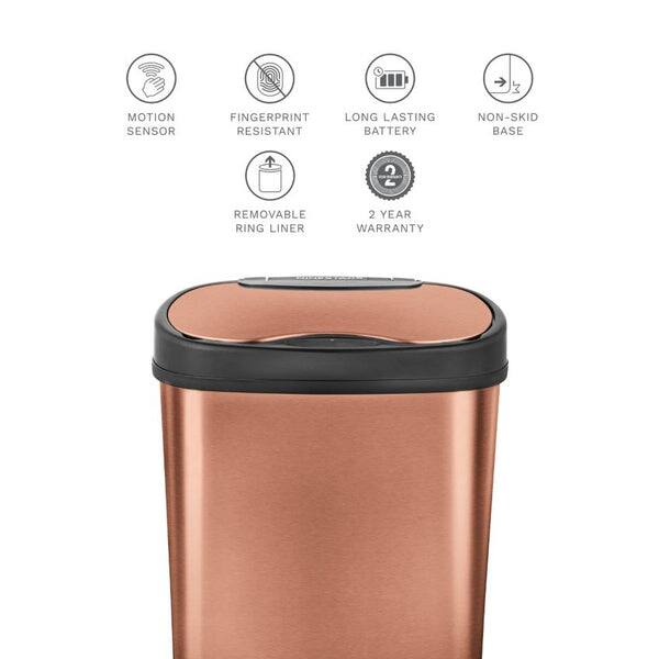 MOTION SENSOR  
FINGERPRINT RESISTANT  
LONG LASTING BATTERY  
NON-SKID BASE  
REMOVABLE RING LINER  
2 YEAR WARRANTY