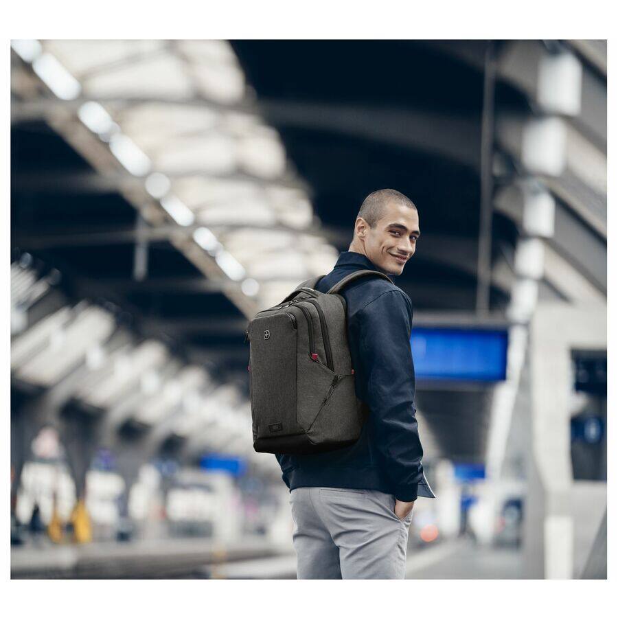 SwissGear Wenger MX Professional Carrying Case (Backpack) for 10