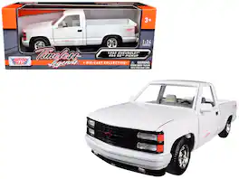 1992 Chevrolet 454 SS Pickup Truck White 1/24 Diecast Model Car by Motormax